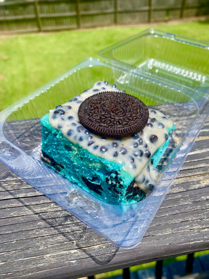 Cookie & Cream Blue Velvet Cake